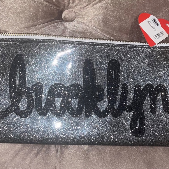 JULIE MOLLO Handmade Silver Glitter Brooklyn Clutch Bag - Picture 6 of 8